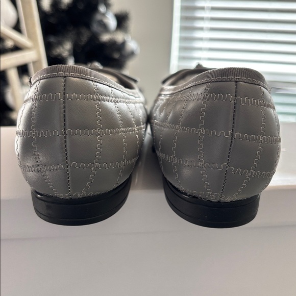 Tahari Gray Checkered Ballet Flats - Picture 5 of 7